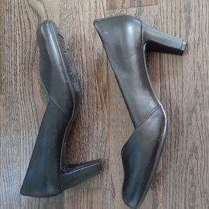 EASY SPIRIT Black‎ Leather High Heels Dress Shoes/Pump size 10